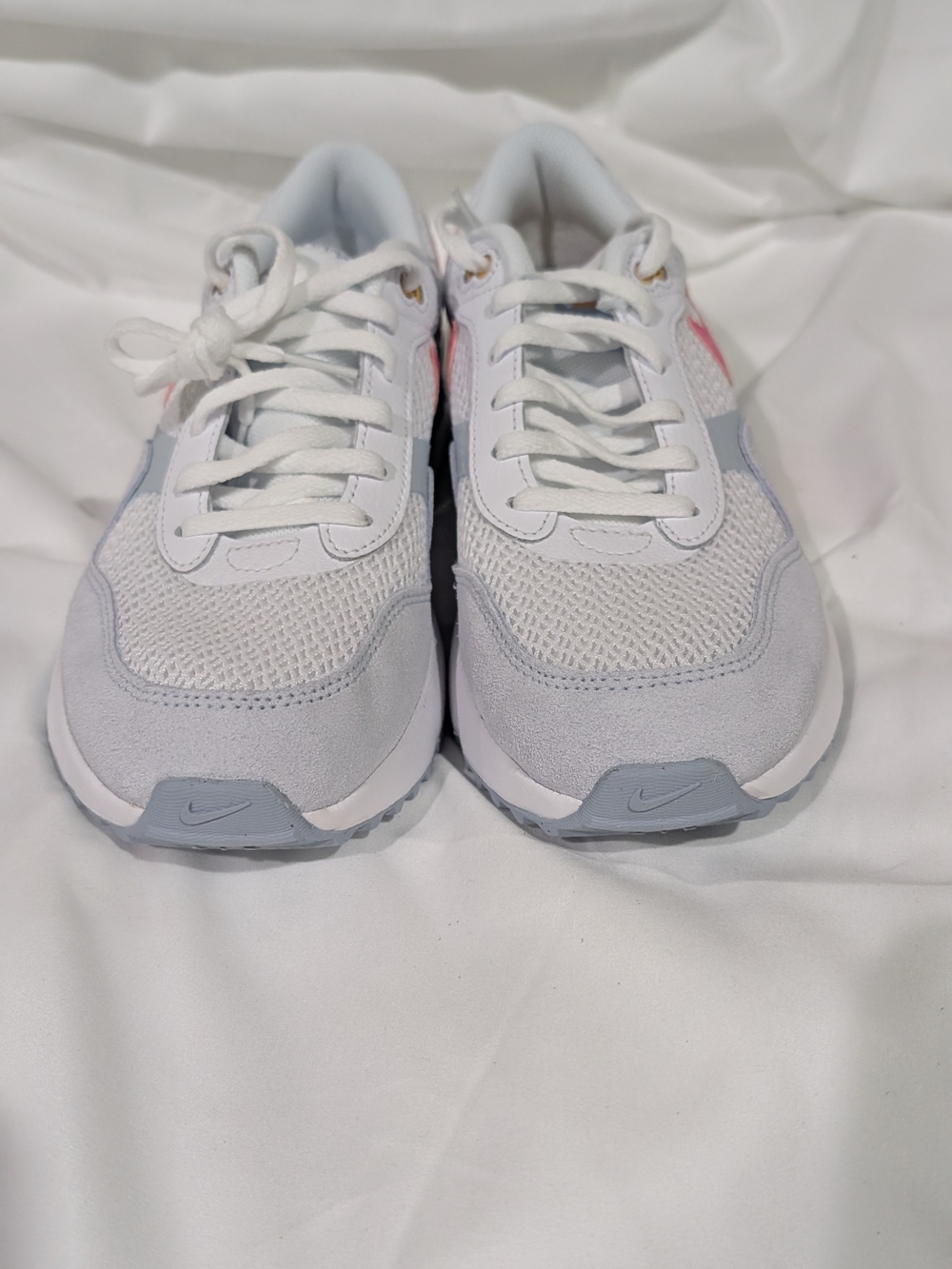 Nike Air Max Women's 8.5 Or Youth 7 Sneakers New With Box - Picture 2 of 4